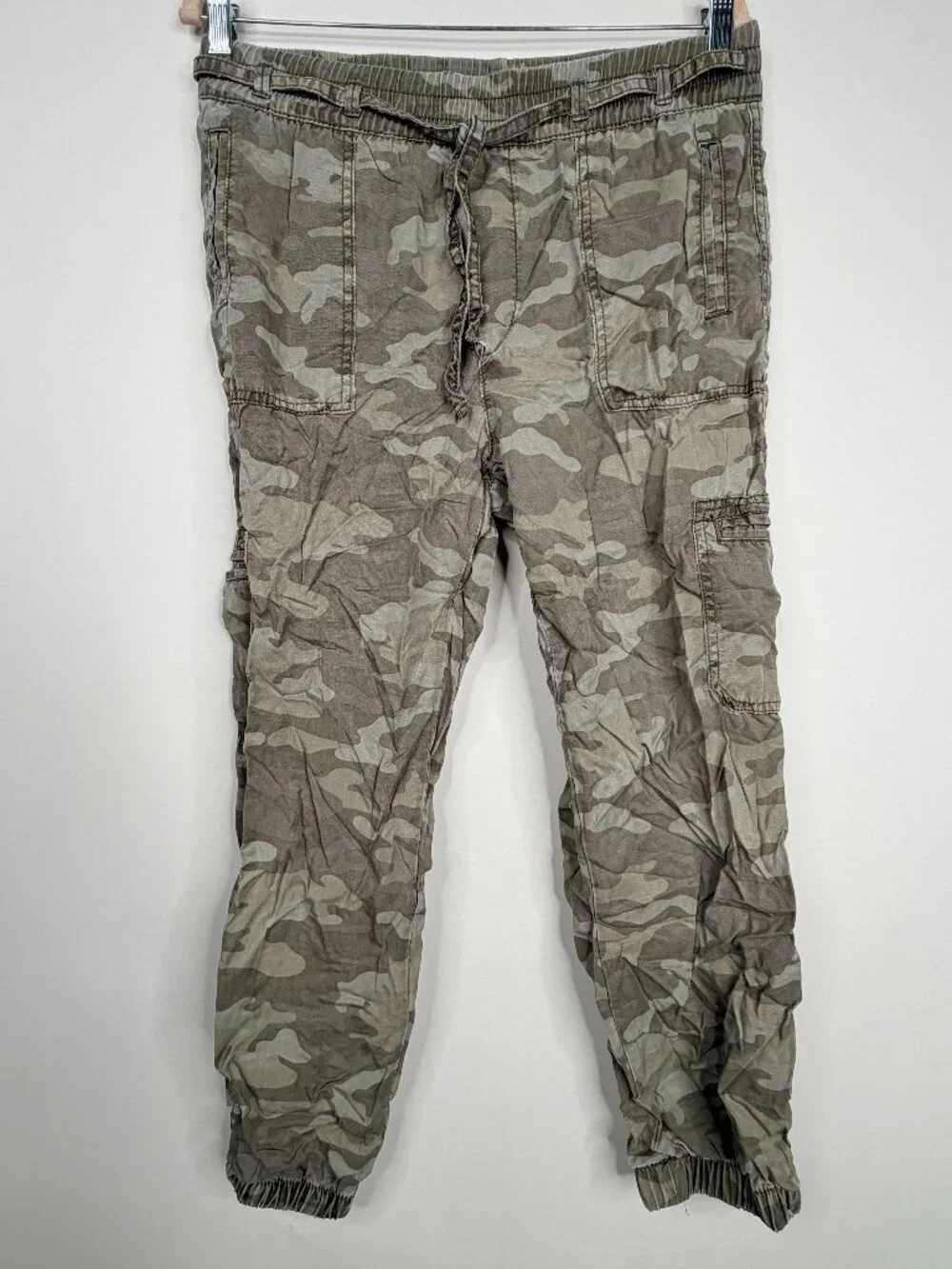 2/$30 American Eagle Outfitters Camo Belted Jogger Pants High Rise Medium #A3262